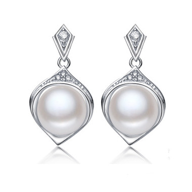 Leaf Style Pearl Earring Studs