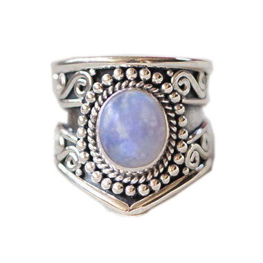 MOONSTONE-RING---VINTAGE-SIGNET