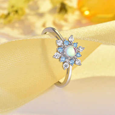 MOONSTONE RING - SNOWFLAKE