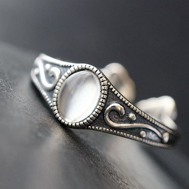 MOONSTONE RING - ANCIENT