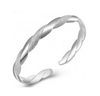 STERLING SILVER BRACELET - LOVE INTERTWINED